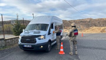 Bingöl’de okul çevreleri ve servis araçları denetlendi