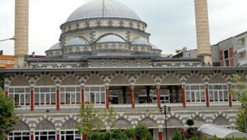 RİZE MERKEZ SAHİL CAMİİ MÜTEVELLİ HEYETİ’NDEN ÖNEMLİ BİR AÇIKLAMA