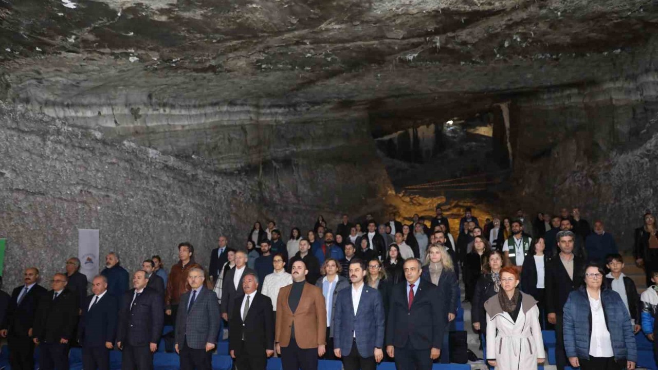 Tuz Mağarası’nda “Ağrı Dağı Solunum Zirvesi-2” düzenlendi