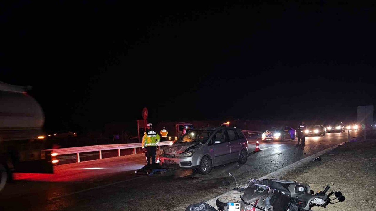 Adana’da otomobil motosiklete çarptı: 1 ölü, 3 yaralı