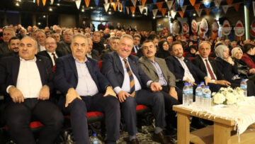 RİZE’DE AK PARTİ İLÇE BAKANLIĞINDA NÖBET DEĞİŞİMİ